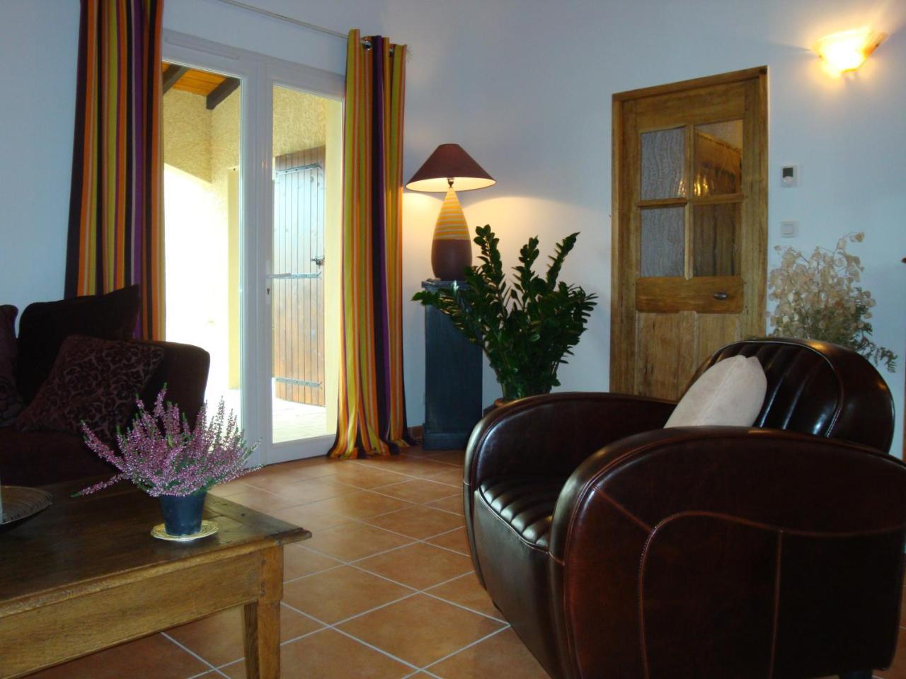 Les Villas de Perret Joyeuse Exterior foto