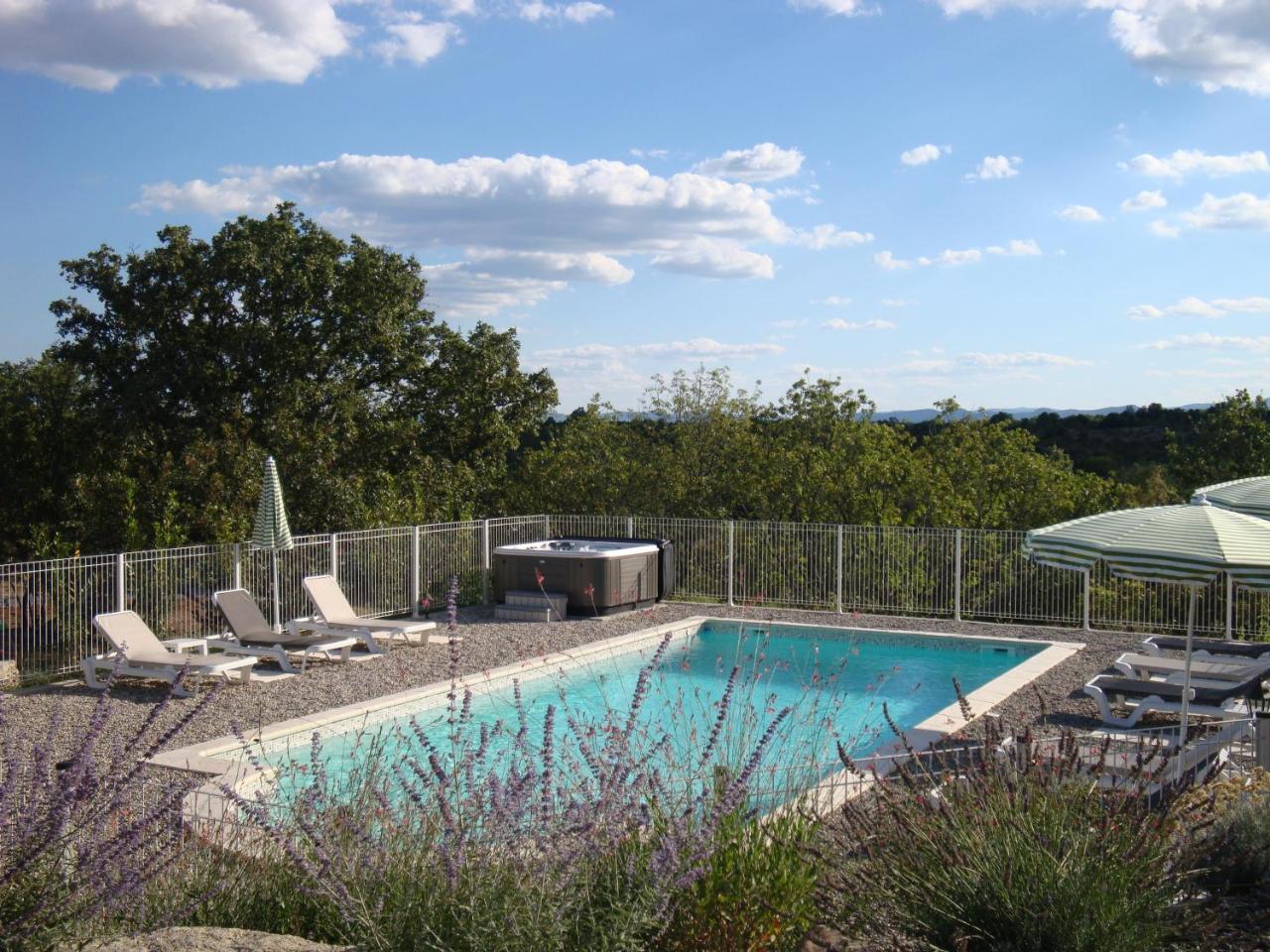 Les Villas de Perret Joyeuse Exterior foto